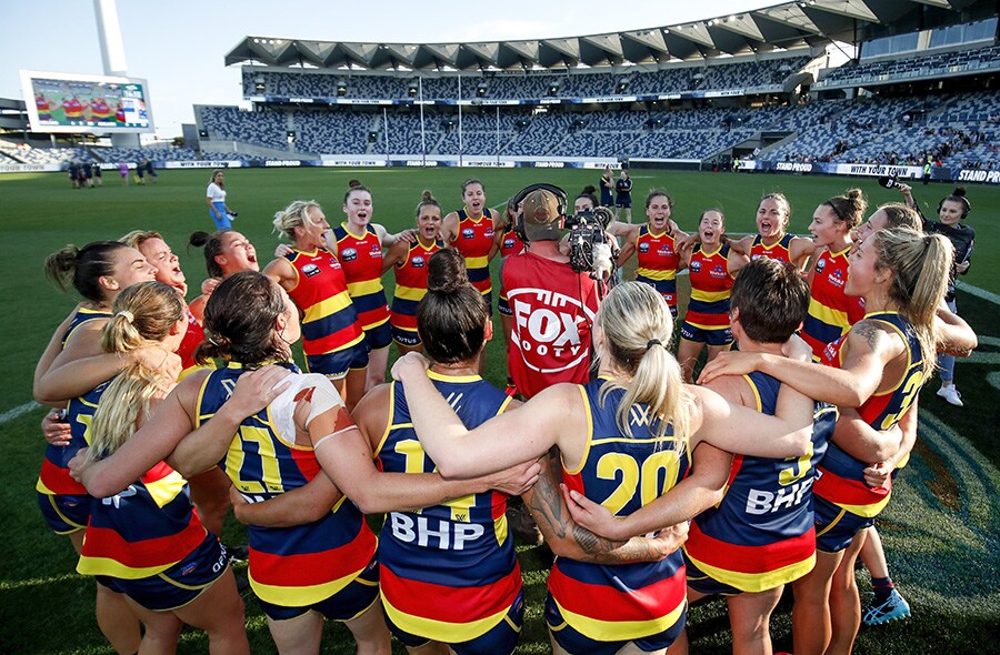 AFLW: Phillips headlines nine Crows to re-sign