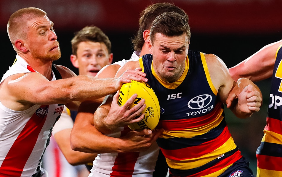 Crouch's comeback hits snag after home mishap