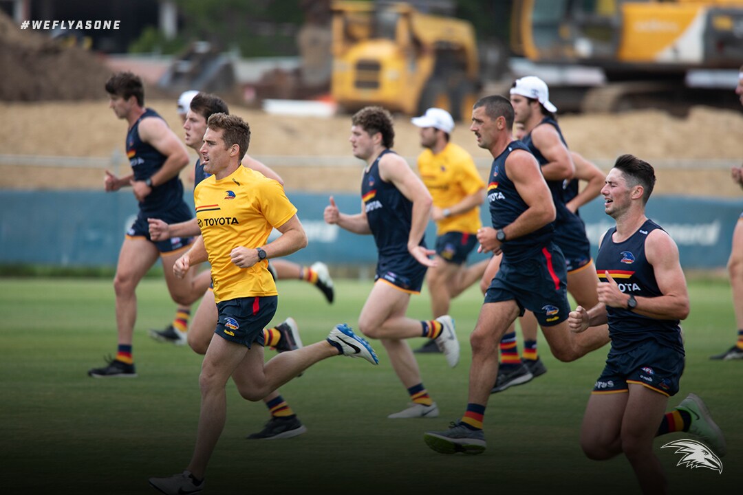 Loading Ready Run Team Pre-season gallery - Day One