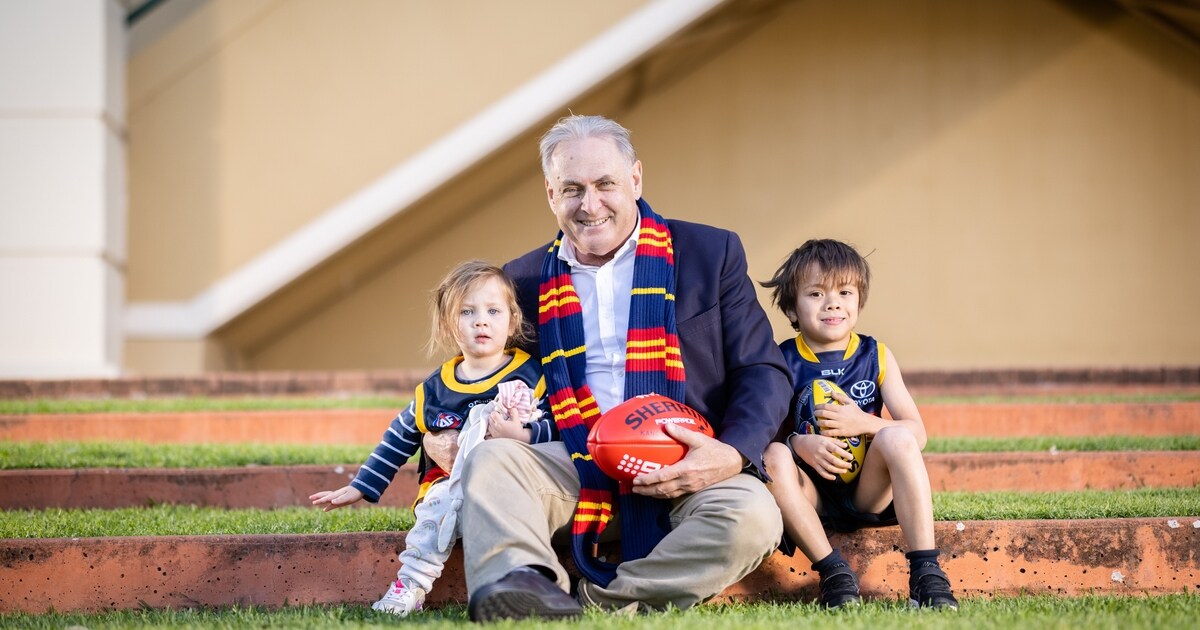Crows Senator Don Farrell as Club Ambassador